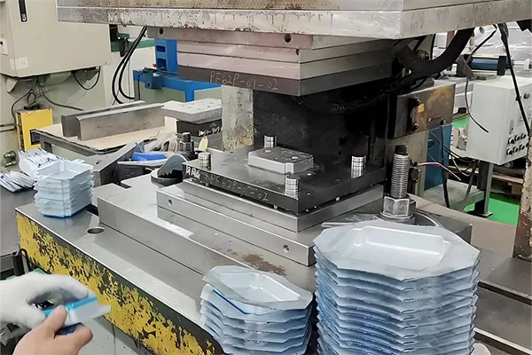 Sheet Metal Fabrication Stamping Rapid Prototyping Qdj-Prototype Sheet Metal Fabrication Stamping rapid prototyping QDJ-PROTOTYPE